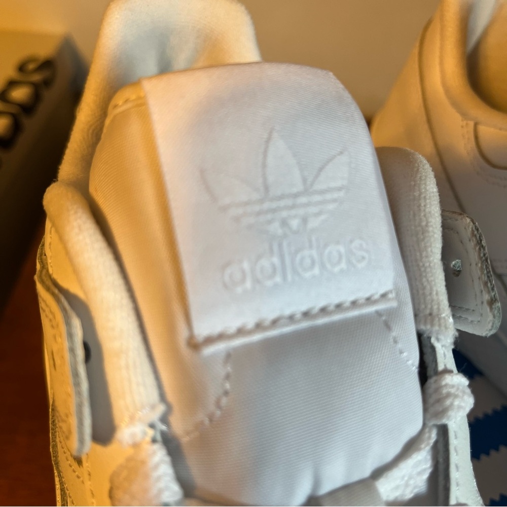 ADIDAS Forum Low Trainers - Picture 5 of 11